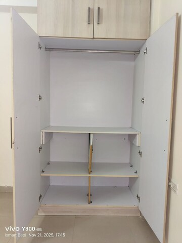 Furnished Amenities in 3.5 BHK Apartment at Maxworth Premier Urban, Sector 15 – for Rent