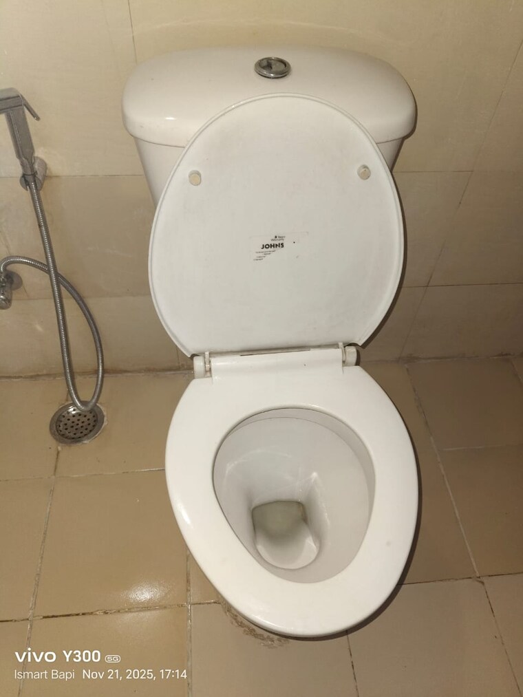 Bathroom, maxworth-premier-urban 3.5 Bedroom 1830 Sq.Ft. Apartment In Sector 15 Gurgaon 9500140