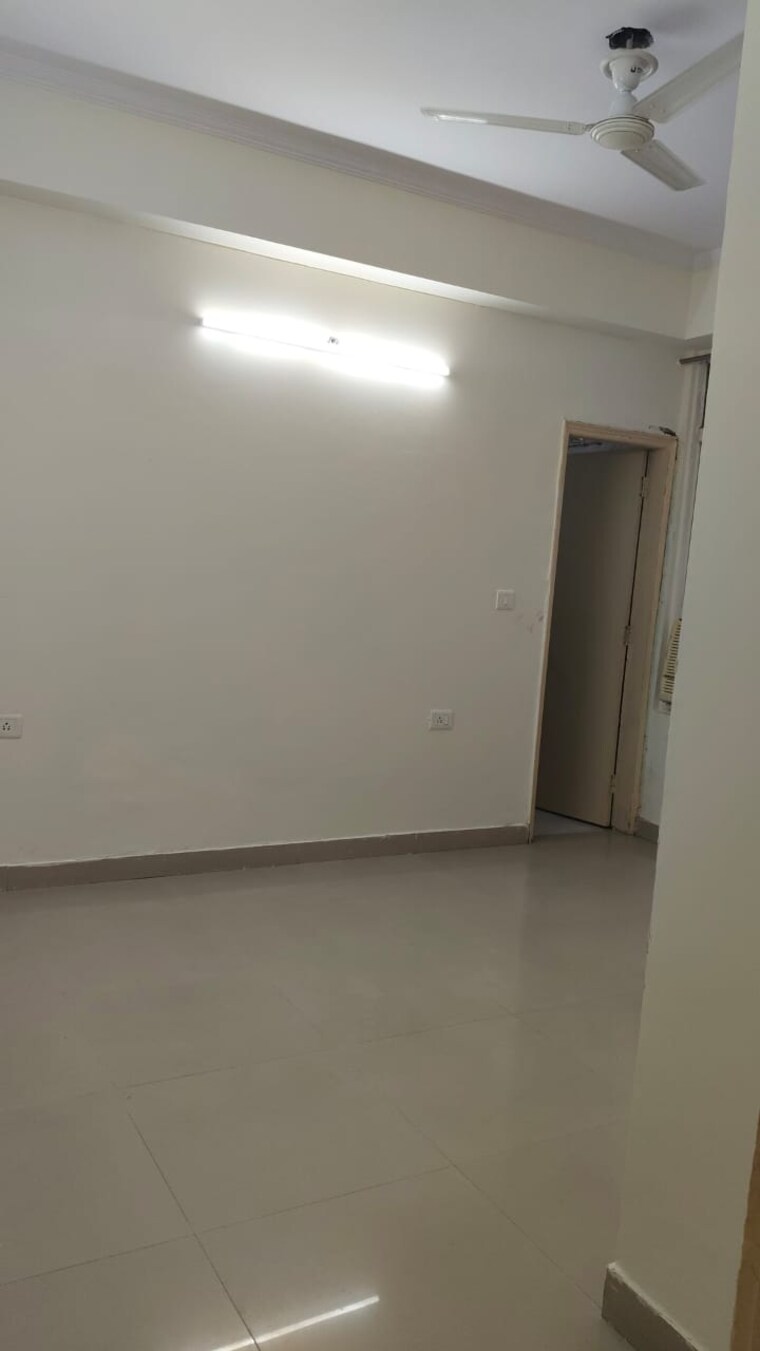 Room, maxworth-premier-urban 3.5 Bedroom 1930 Sq.Ft. Apartment In Sector 15 Gurgaon 9500156