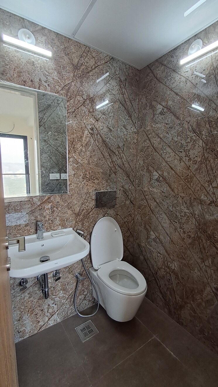 Bathroom, dosti-eastern-bay 3 Bedroom 1191 Sq.Ft. Apartment In Wadala Mumbai 9500160
