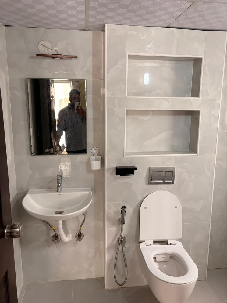Bathroom, expat-wisdom-tree 3 Bedroom 1868 Sq.Ft. Apartment In Hennur Bangalore 9500209