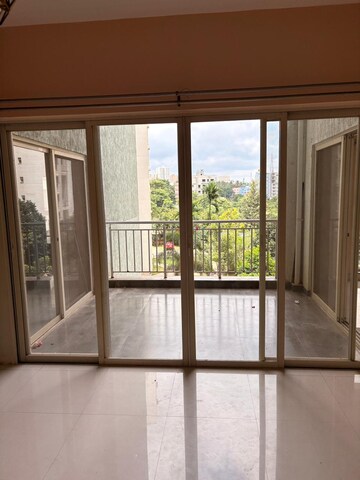 Room in 3 BHK Apartment at Expat Wisdom Tree, Hennur – for Sale
