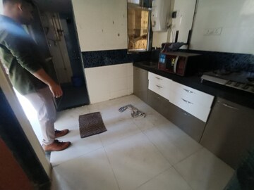 Master Bedroom in 1 BHK Apartment at Bindra Complex, Andheri East – for Rent