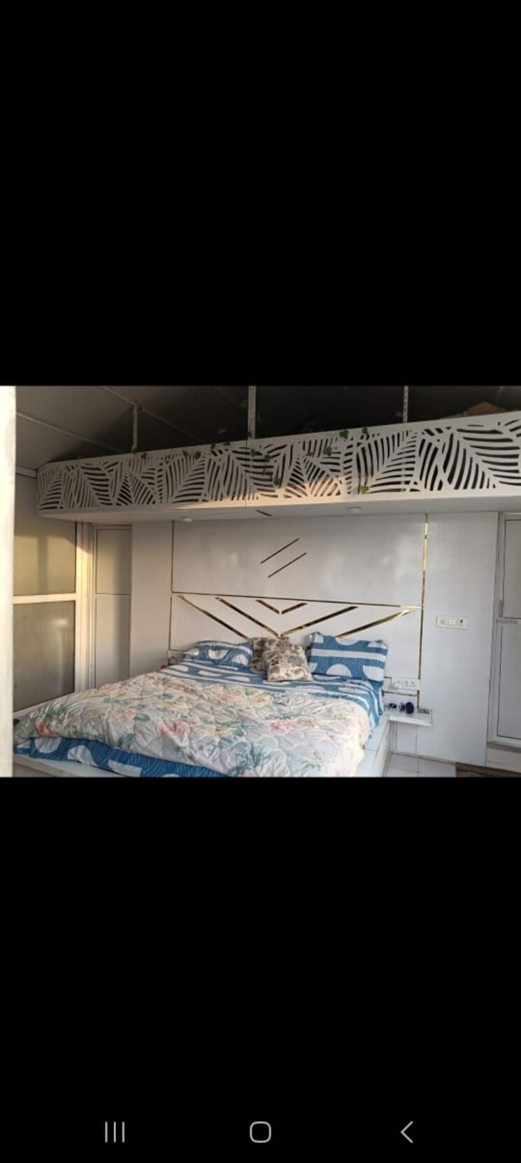 Bedroom, defence colony 3 Bedroom 217 Sq.Yd. Builder Floor In Defence Colony Delhi 9500229