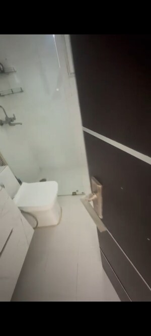 Bathroom in 3 BHK Apartment at Ajnara Grand Heritage, Sector 74 – for Rent