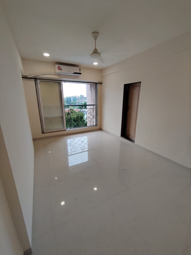 Room, aqua-marine 2 Bedroom 750 Sq.Ft. Apartment In Bandra West Mumbai 9500255