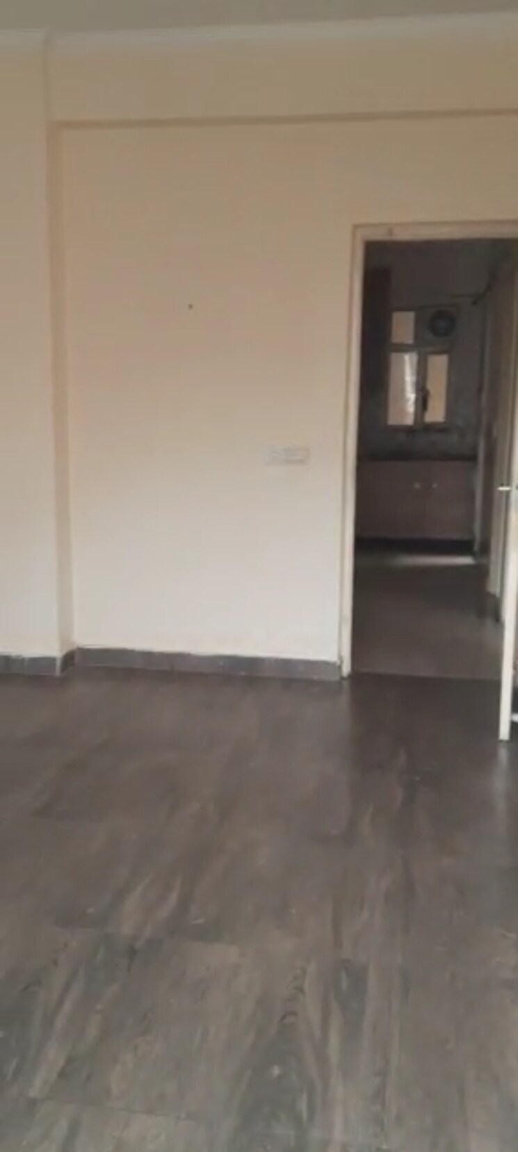 Room, gaur-city-1st-avenue 3 Bedroom 894 Sq.Ft. Apartment In Sector 4 Greater Noida Greater Noida 9500262