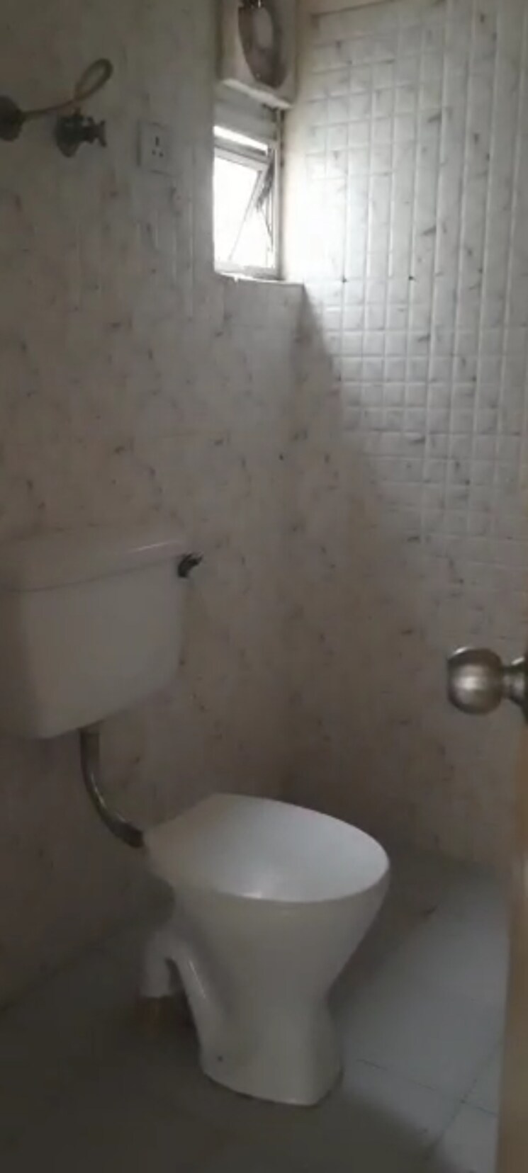 Bathroom, gaur-city-1st-avenue 3 Bedroom 894 Sq.Ft. Apartment In Sector 4 Greater Noida Greater Noida 9500262