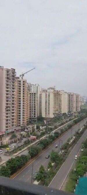 3 BHK Apartment For Rent in Gaur City 1st Avenue, Sector 4 Greater Noida