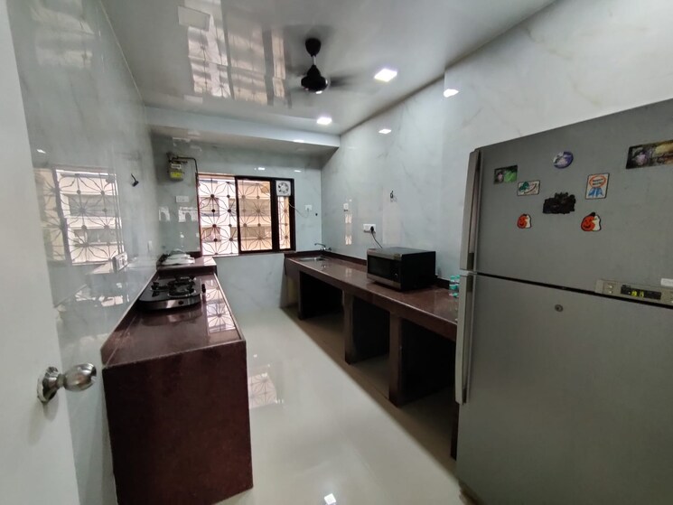 Kitchen, bandra west 3 Bedroom 1100 Sq.Ft. Apartment In Bandra West Mumbai 9500285