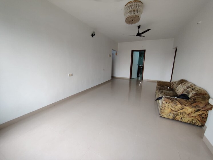 Living Room, bandra west 3 Bedroom 1100 Sq.Ft. Apartment In Bandra West Mumbai 9500285