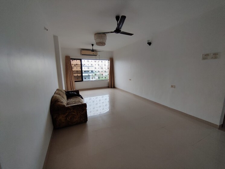 Living Room, bandra west 3 Bedroom 1100 Sq.Ft. Apartment In Bandra West Mumbai 9500285