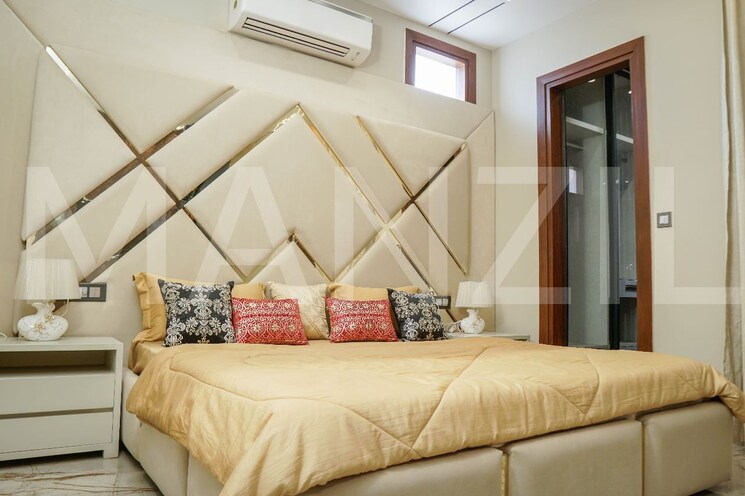Bedroom, metro-spanish-villas 5 Bedroom 3950 Sq.Ft. Apartment In Patiala Road Zirakpur 9500304