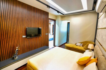 Living Room in 5 BHK Apartment at Metro Spanish Villas, Patiala Road – for Rent