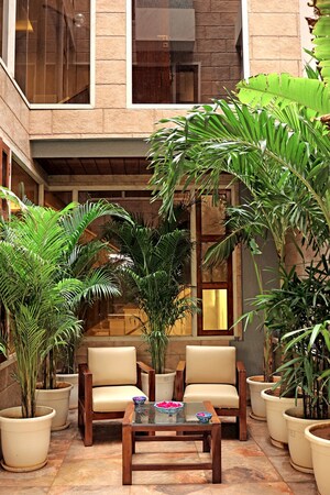 5 BHK Independent House For Sale in Nirman Nagar