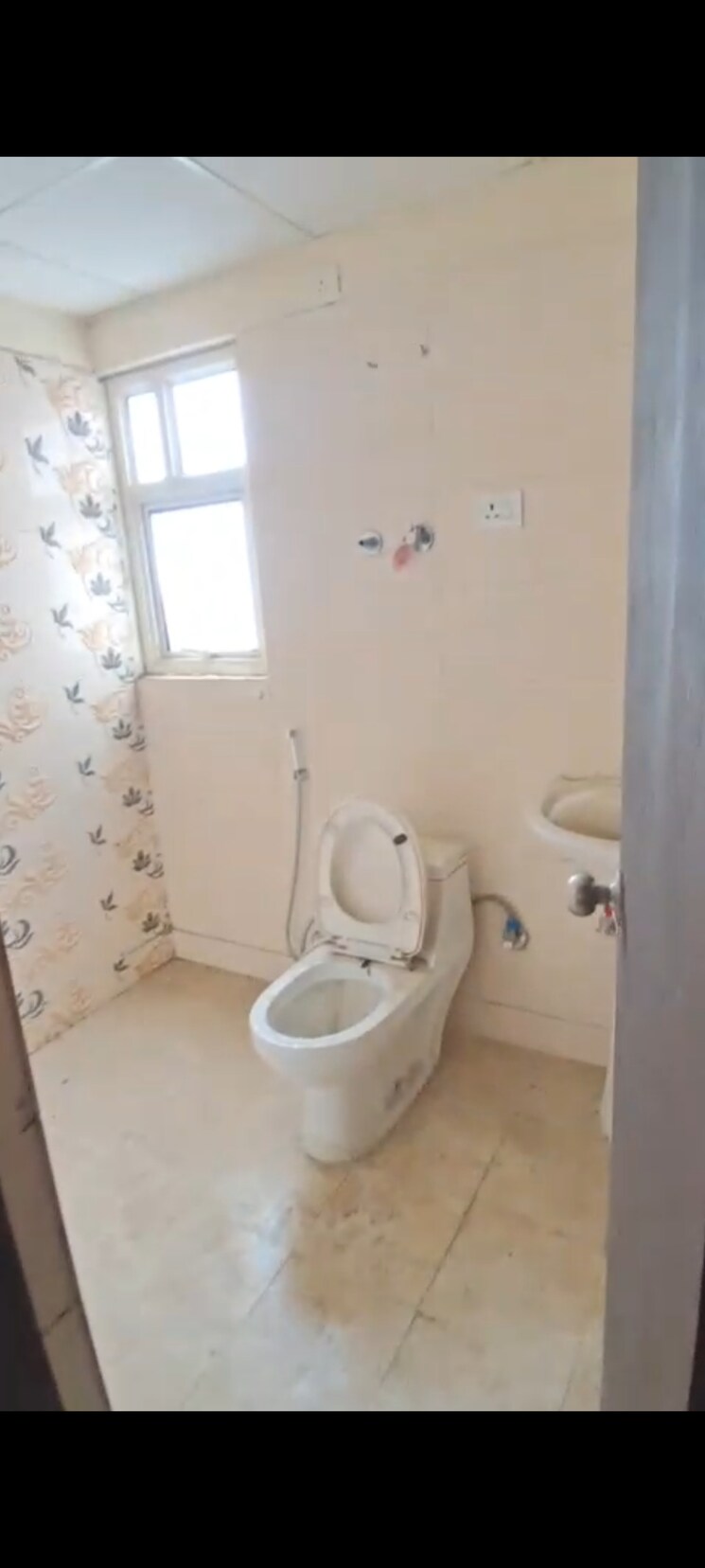 Bathroom, eureka-diya-green-city 2.5 Bedroom 1110 Sq.Ft. Apartment In Raj Nagar Extension Ghaziabad 9488056