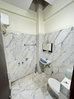 Bathroom in 4 BHK Independent House at Vijay Nagar – for Rent