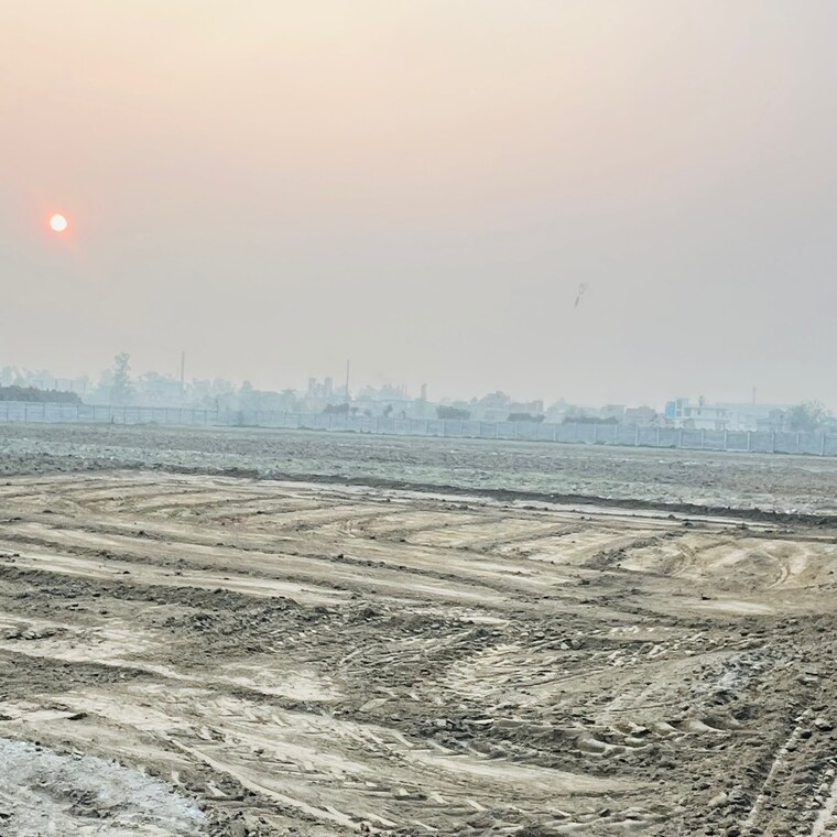 undefined, dhoom manikpur  100 Sq.Yd. Plot In Dhoom Manikpur Greater Noida 9500328