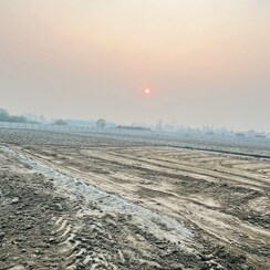 Plot For Sale in Dhoom Manikpur