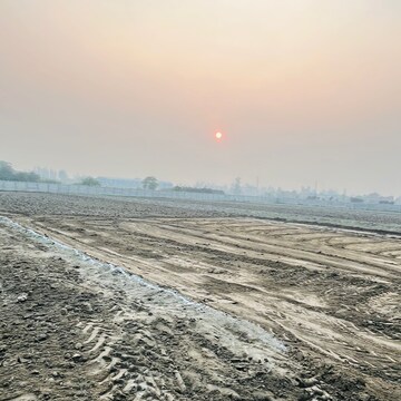  Plot For Sale in Dhoom Manikpur