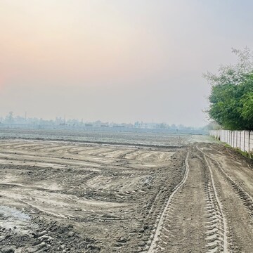 Plot Area in  Plot at Dhoom Manikpur – for Sale