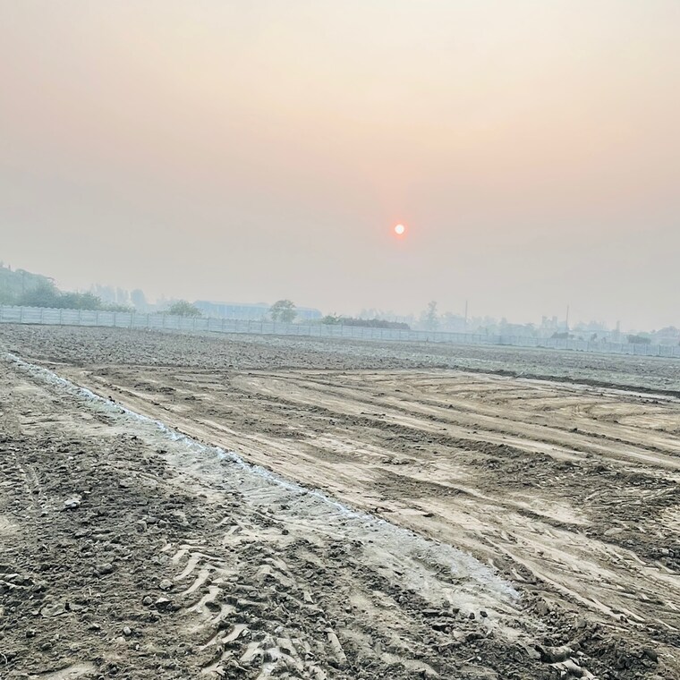 undefined, dhoom manikpur  100 Sq.Yd. Plot In Dhoom Manikpur Greater Noida 9500328