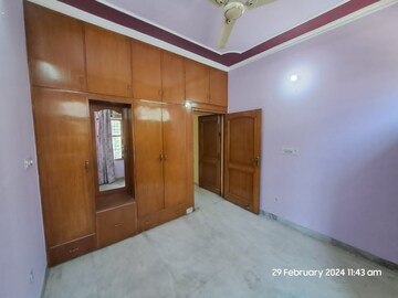 Room in 3 BHK Apartment at Pir Machalla – for Sale
