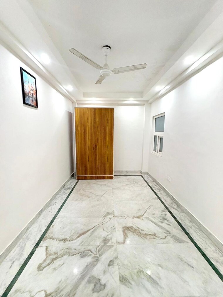 Room, saket 3 Bedroom 1300 Sq.Ft. Builder Floor In Saket Delhi 9500339