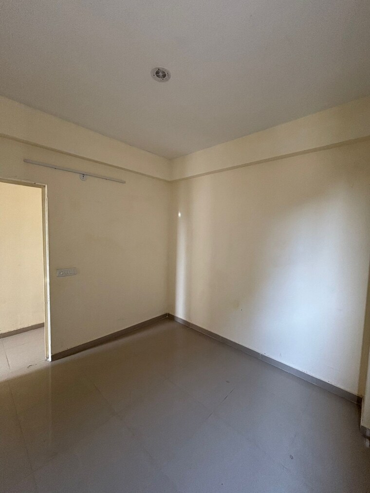 Room, conscient-habitat-78 3 Bedroom 750 Sq.Ft. Apartment In Sector 78 Faridabad 9500372