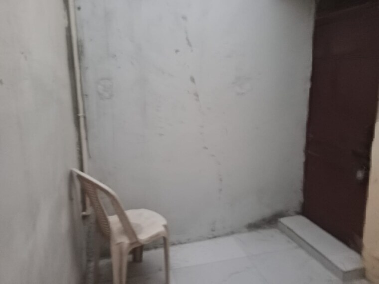 Bathroom, lajpat nagar i 1 RK 100 Sq.Yd. Builder Floor In Lajpat Nagar I Delhi 9500379