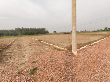  Plot For Sale in Bamnikhera