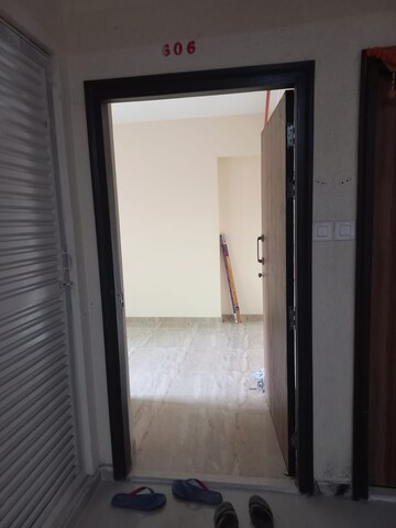 Room in 1 BHK Apartment at Siddhi Highland Springs, Dhokali – for Rent