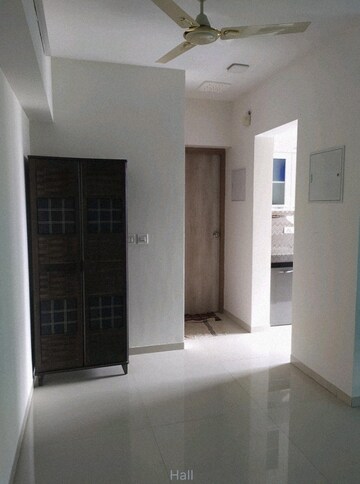 Room in 2 BHK Apartment at Lodha Upper Thane Meadows, Anjur – for Sale
