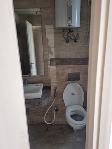 2 BHK Apartment For Rent in Experion The Heart Song, Sector 108