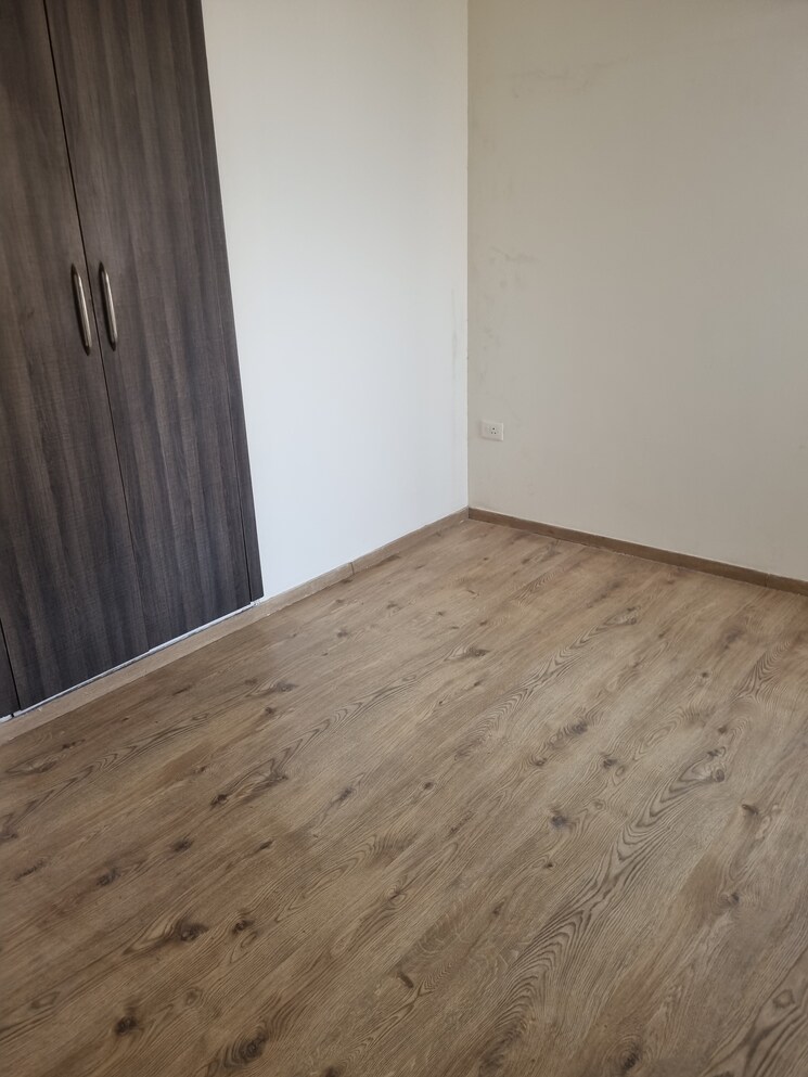 undefined, experion-the-heart-song 2 Bedroom 1283 Sq.Ft. Apartment In Sector 108 Gurgaon 9500461