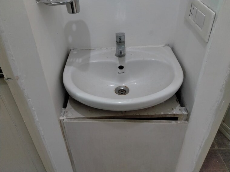 Bathroom, tulip-lemon 2 Bedroom 580 Sq.Ft. Apartment In Sector 69 Gurgaon 9500474