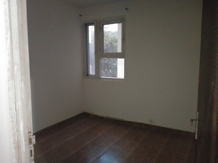 Room, tulip-lemon 2 Bedroom 580 Sq.Ft. Apartment In Sector 69 Gurgaon 9500474