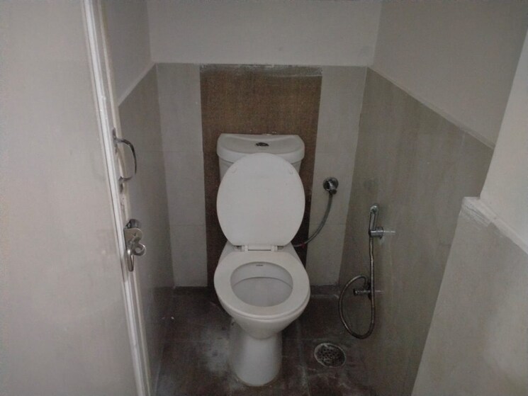 Bathroom, tulip-lemon 2 Bedroom 580 Sq.Ft. Apartment In Sector 69 Gurgaon 9500474