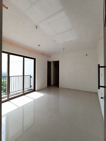 Room in 2 BHK Apartment at Runwal My City, Dombivli East – for Rent