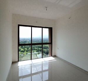 Room in 2 BHK Apartment at Runwal My City, Dombivli East – for Rent