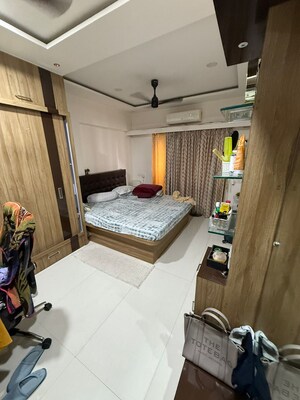 Master Bedroom in 2 BHK Apartment at Shraddha Vertica, Vikhroli East – for Rent