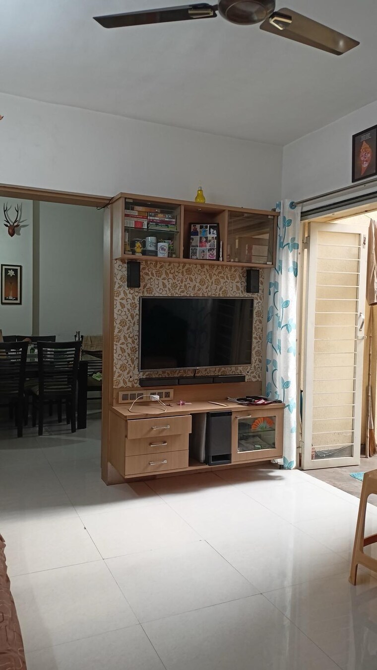 Living Room, bhujbal-township 2 Bedroom 1080 Sq.Ft. Apartment In Kothrud Pune 9500487