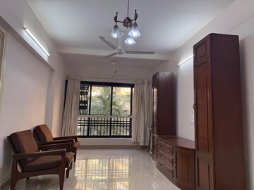 Furnished Amenities in 2 BHK Apartment at Horizon CHS, Andheri West – for Rent