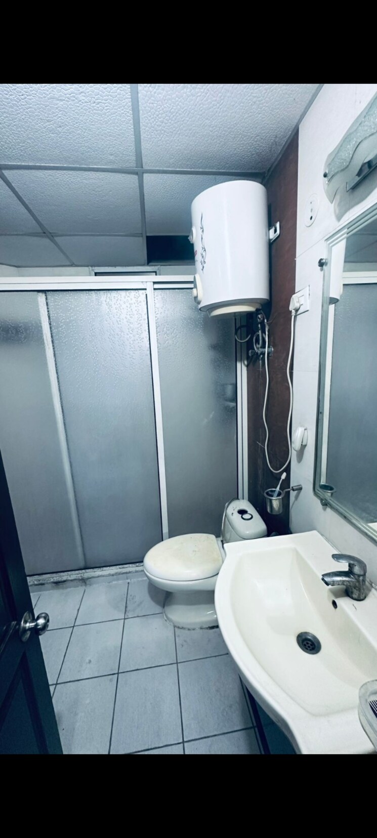 Bathroom, apex-acacia-valley 2 Bedroom 873 Sq.Ft. Apartment In Vaishali Sector 3 Ghaziabad 9500552