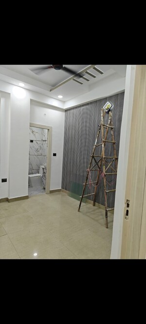 Room in 2 BHK Builder Floor at Maya Homes, Indrapuram – for Sale