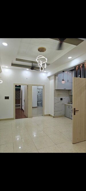 Room in 2 BHK Builder Floor at Maya Homes, Indrapuram – for Sale