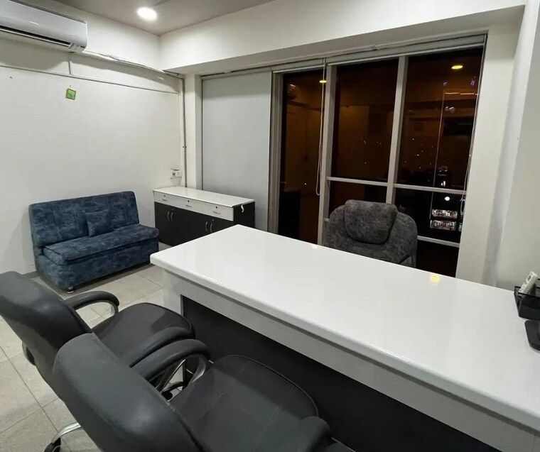 Team Area, real-tech-park Commercial Office Space 1200 Sq.Ft. In Vashi Sector 30a Navi Mumbai 9500615