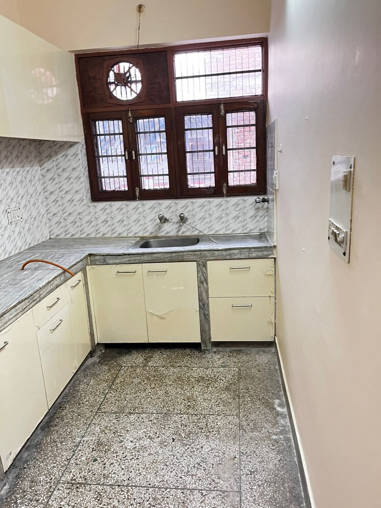 Kitchen, sector 16 3 Bedroom 2150 Sq.Ft. Independent House In Sector 16 Faridabad 9500670