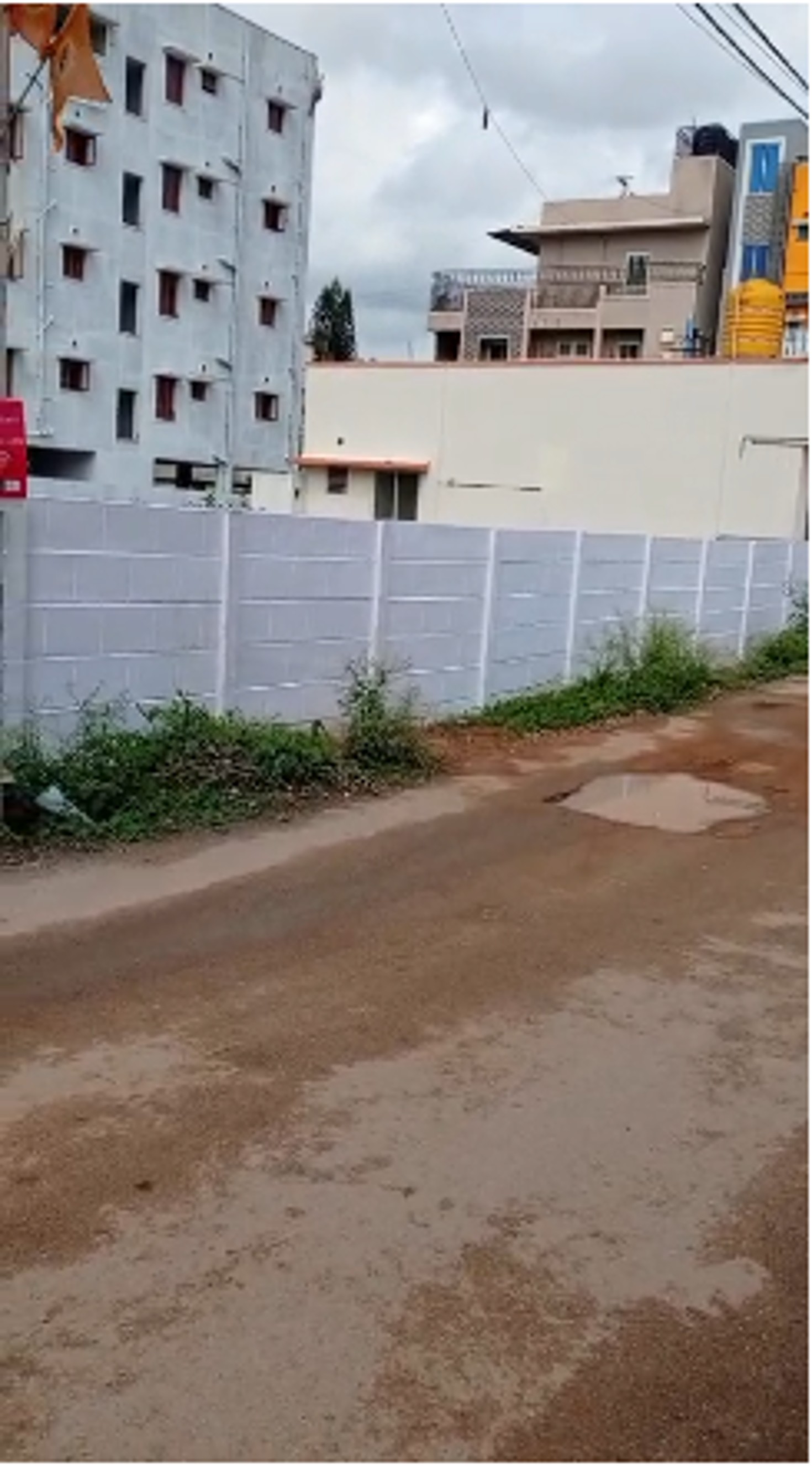 Plot For Sale in Hennur