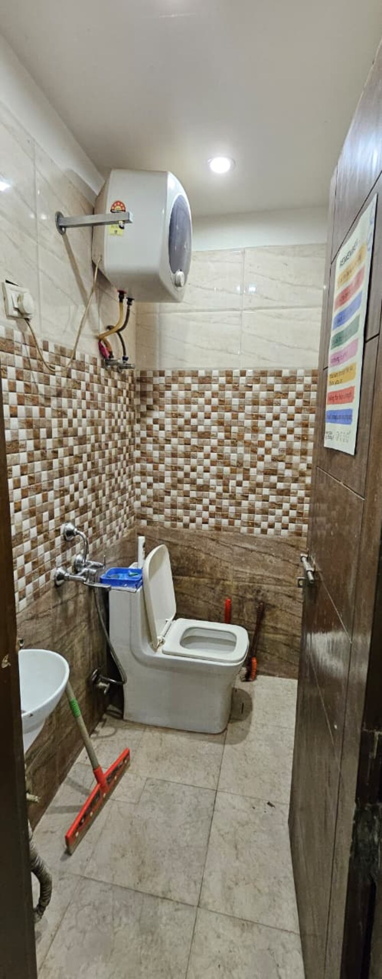 Bathroom, freedom fighters enclave 1 RK 350 Sq.Ft. Builder Floor In Freedom Fighters Enclave Delhi 9500683